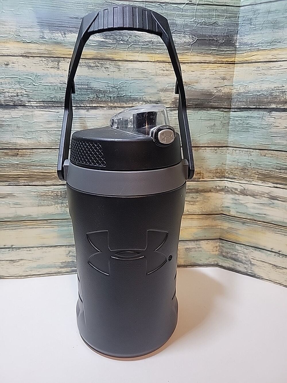 Under Armour Thermos Black/Gray 64 oz. Double Insulated Foam Hydration w/ Handle